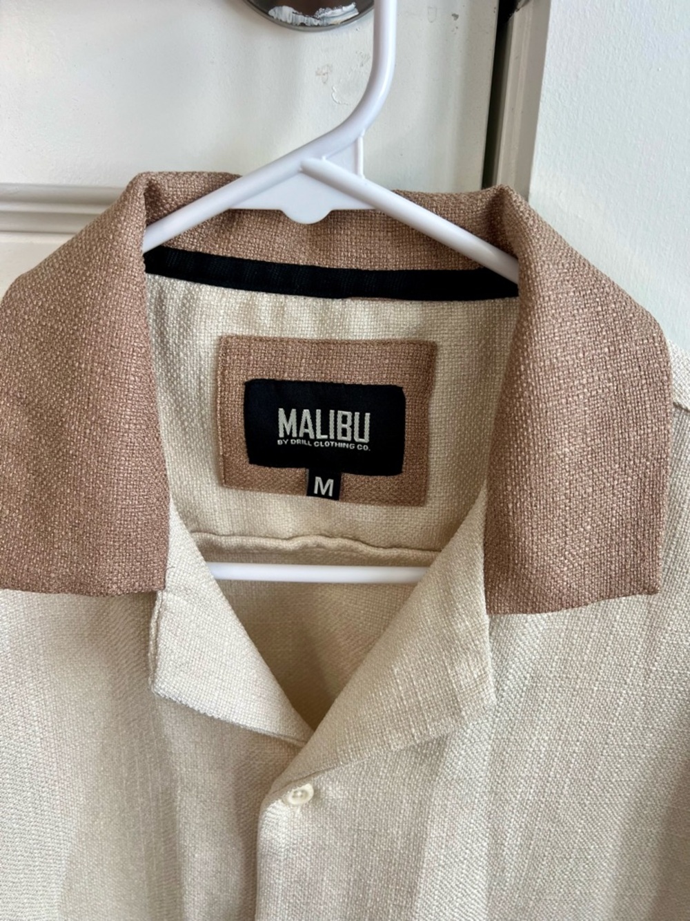 Malibu by Drill Clothing Co. Cream & Tan Short-Sleeve Button-Down Shirt - Picture 3 of 6